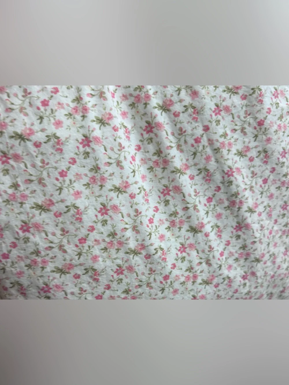 Laura Ashley Classic Floral Pattern Full Fitted Sheet Miniature Pink  Blossoms